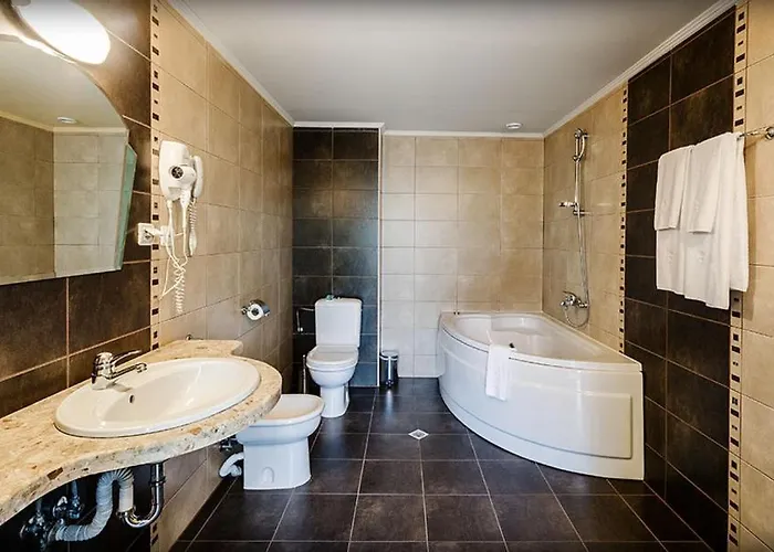 Хотел алианс