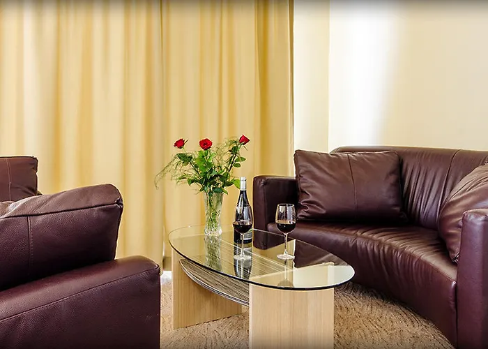 алианс Хотел